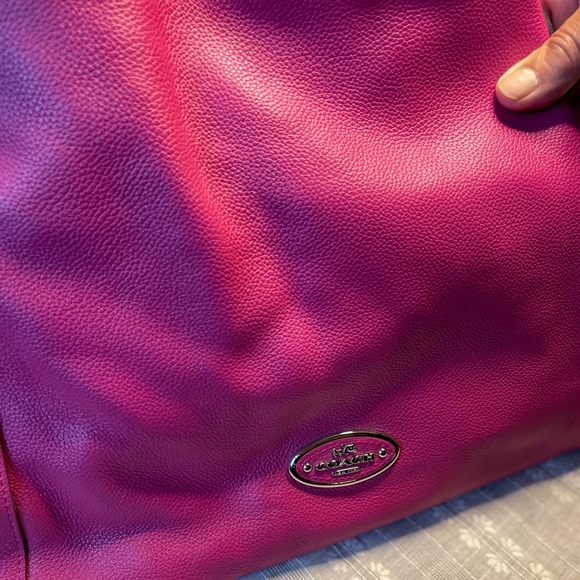 Coach Genuine Soft Leather Shoulder Tote Bag - Picture 5 of 12